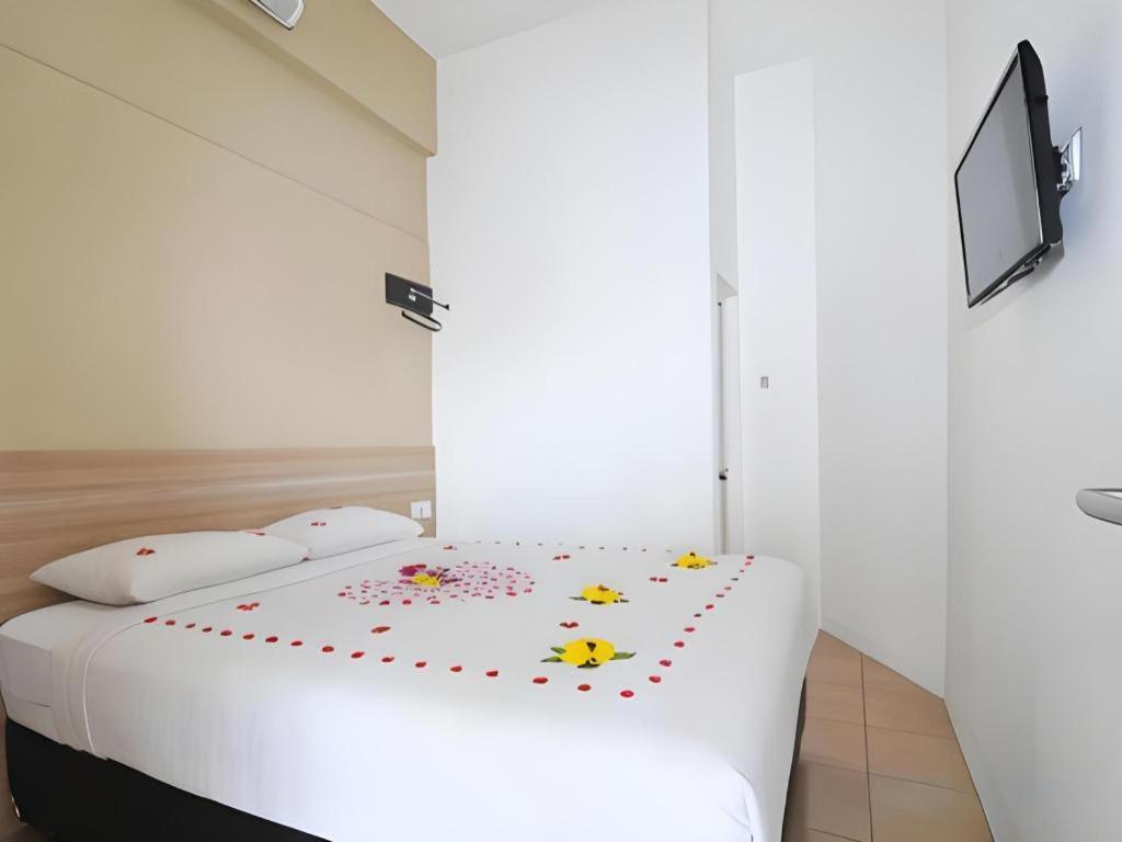 Guest House Nozz Semarang Exterior foto