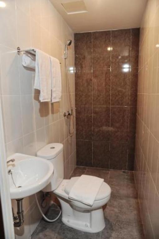 Guest House Nozz Semarang Exterior foto