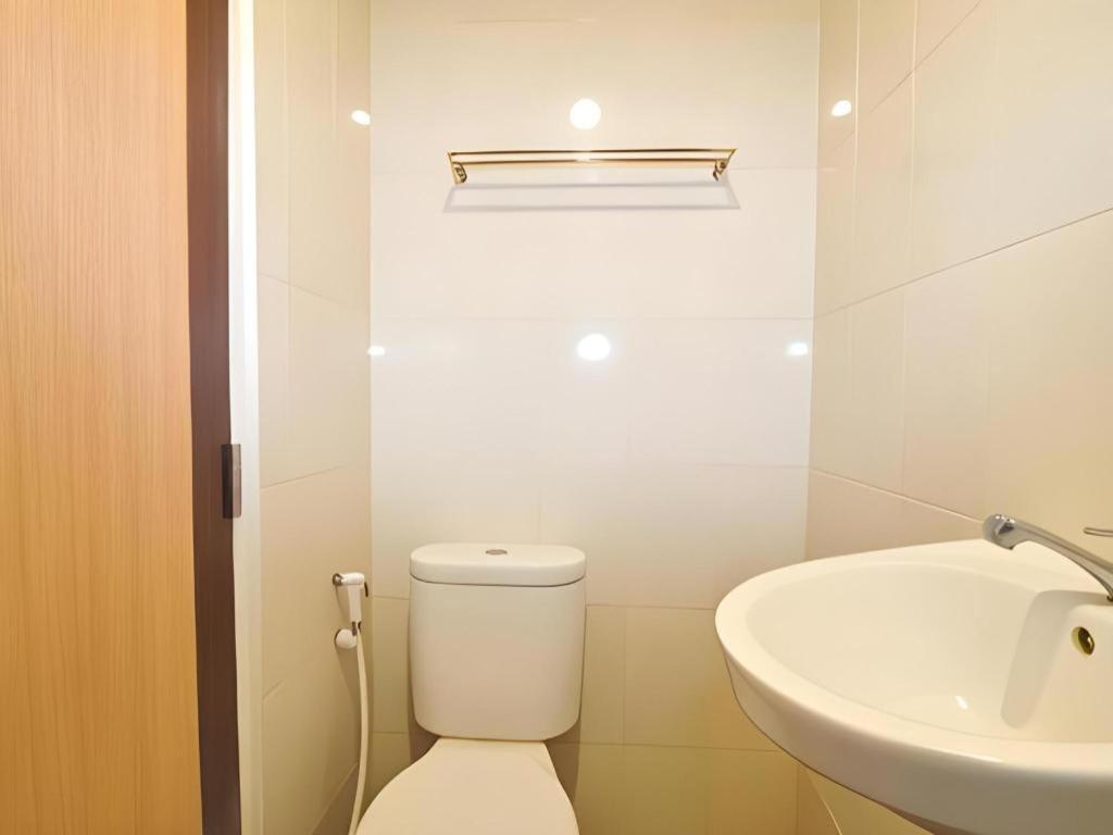 Guest House Nozz Semarang Exterior foto