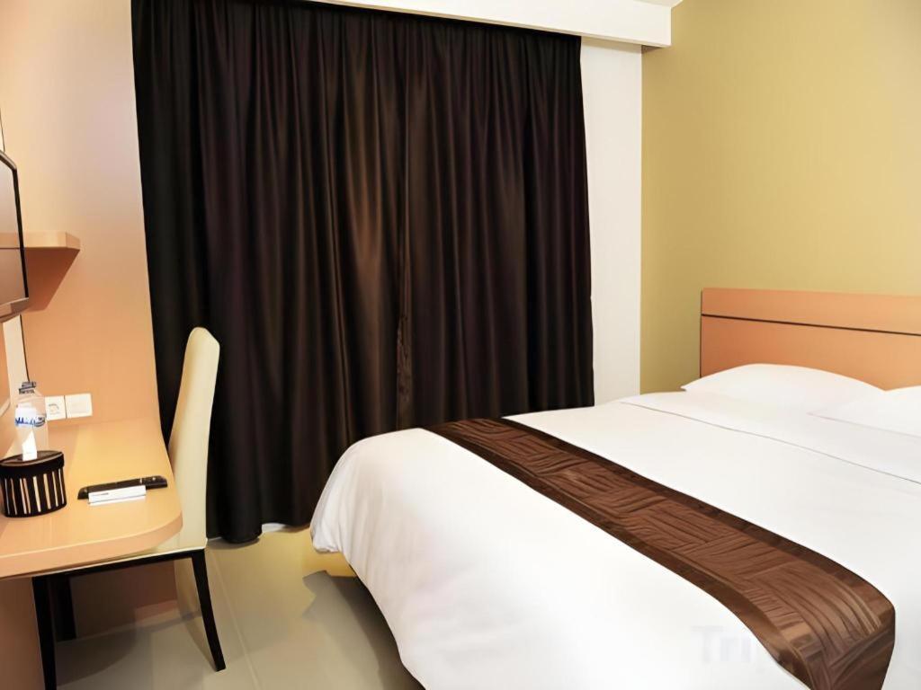 Guest House Nozz Semarang Exterior foto