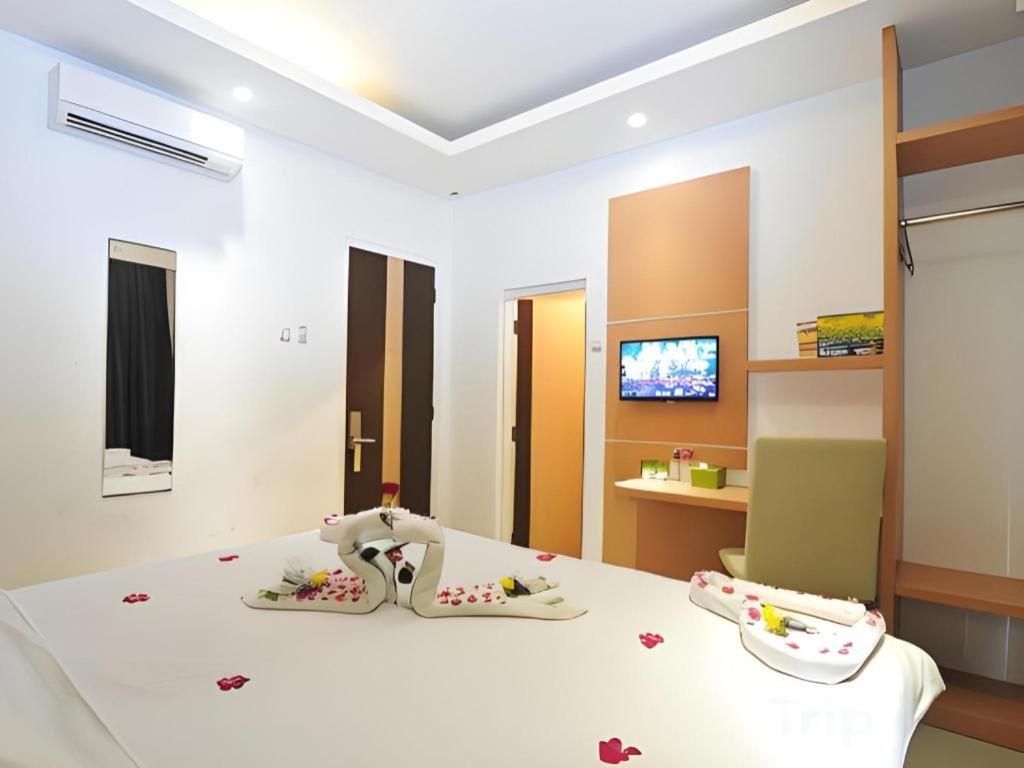 Guest House Nozz Semarang Exterior foto
