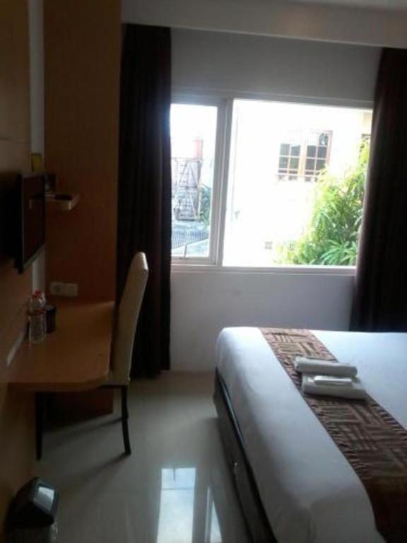 Guest House Nozz Semarang Exterior foto