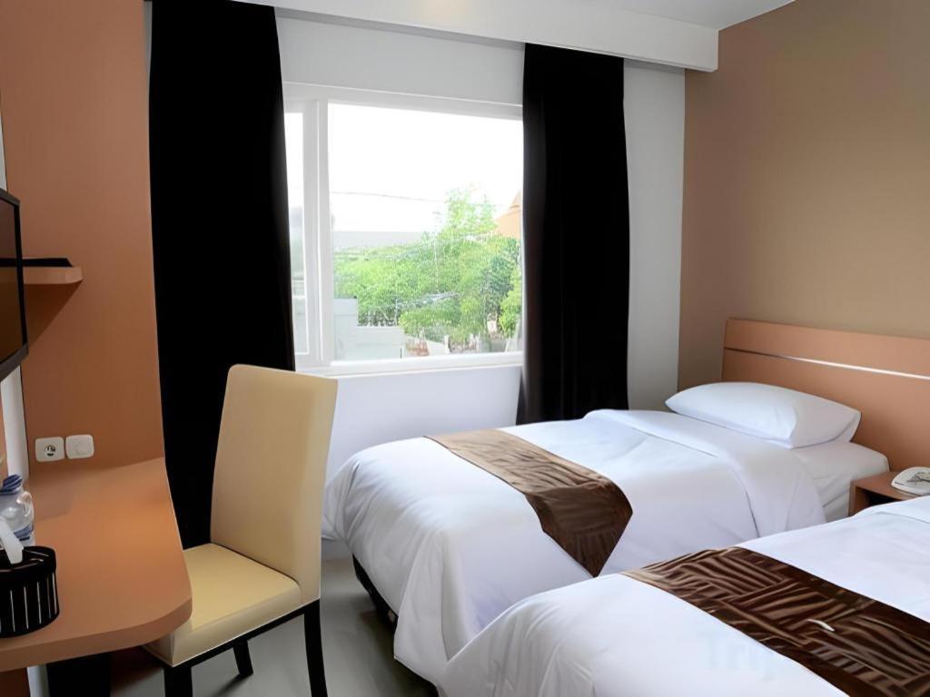 Guest House Nozz Semarang Exterior foto