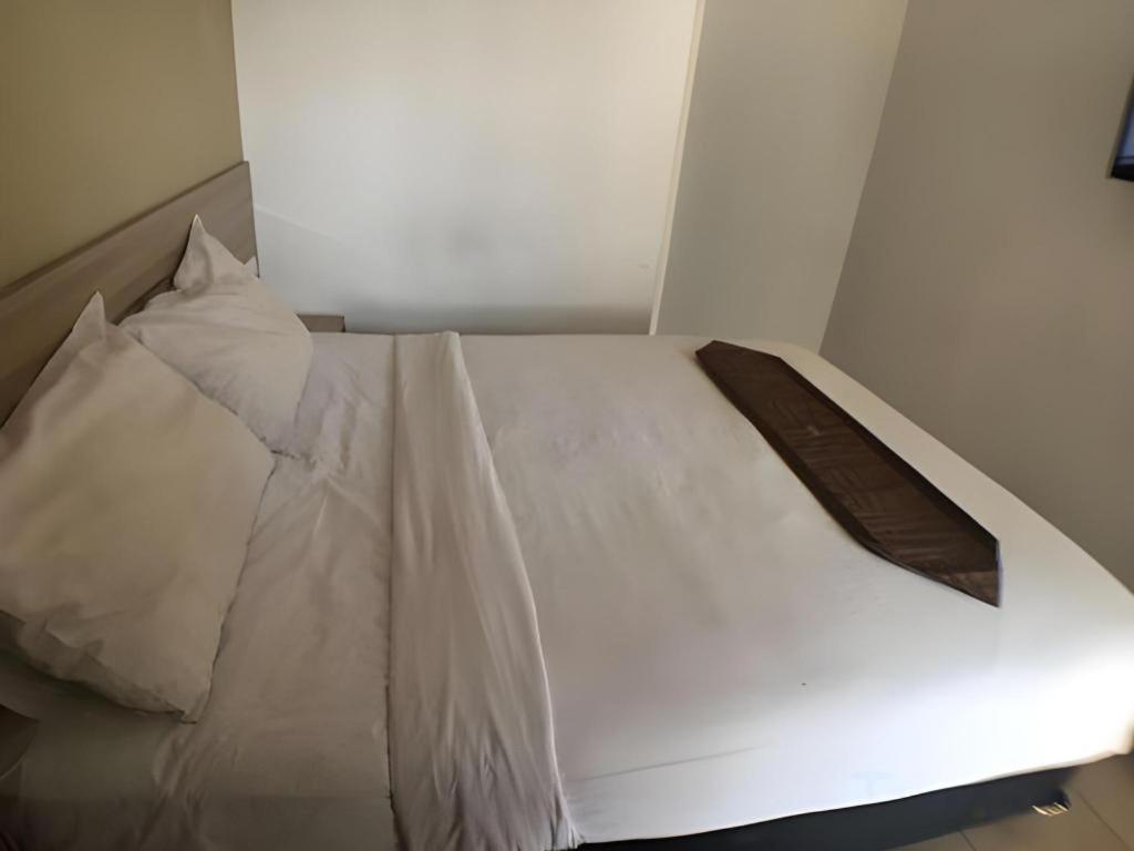 Guest House Nozz Semarang Exterior foto