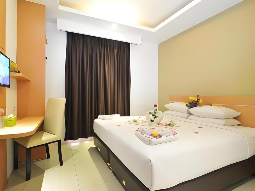 Guest House Nozz Semarang Exterior foto